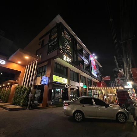 Peony'S Home Bangkok Bagian luar foto