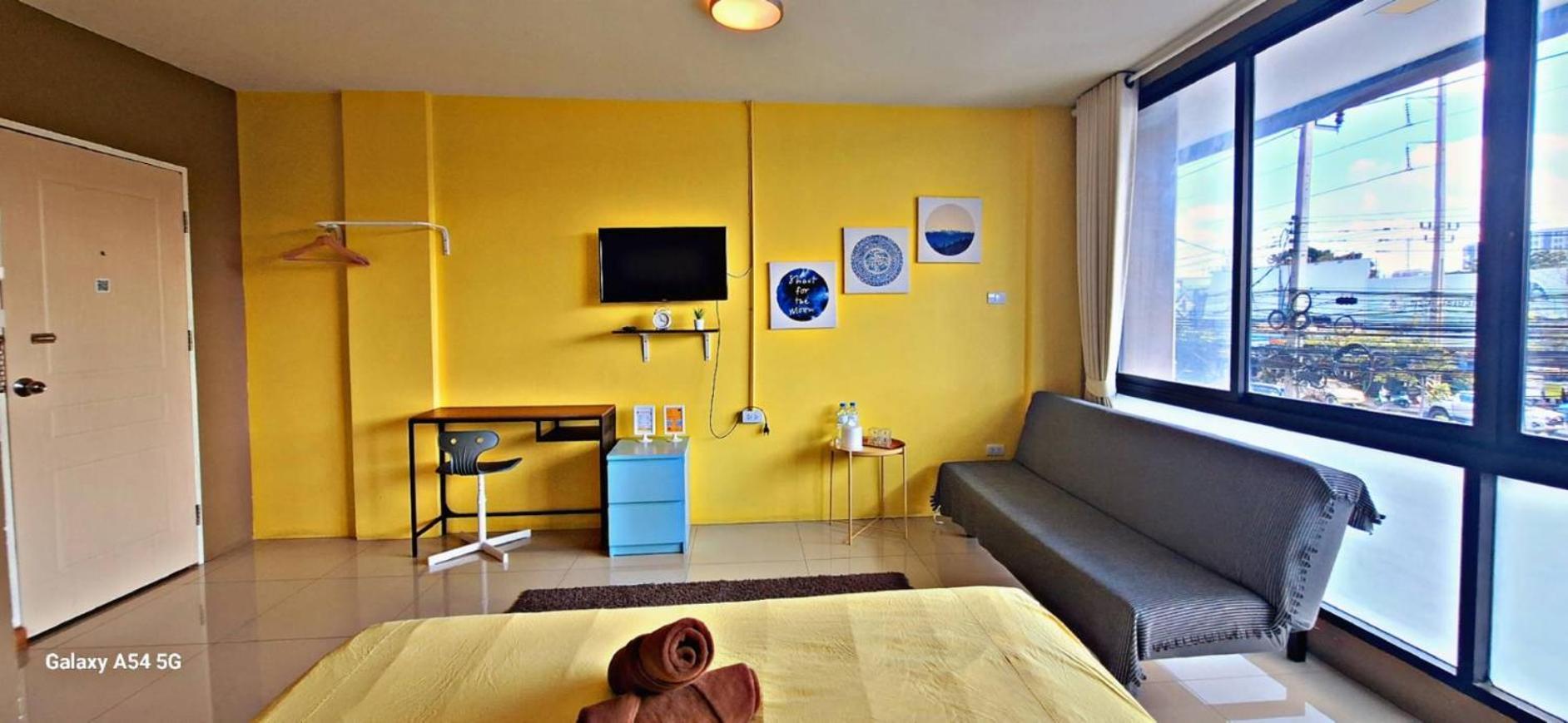 Peony'S Home Bangkok Bagian luar foto