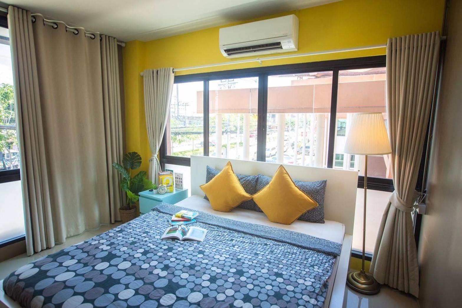 Peony'S Home Bangkok Bagian luar foto